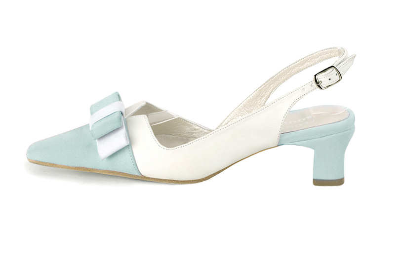 Aquamarine blue and off white women's open back shoes, with a knot. Tapered toe. Low kitten heels. Profile view - Florence KOOIJMAN